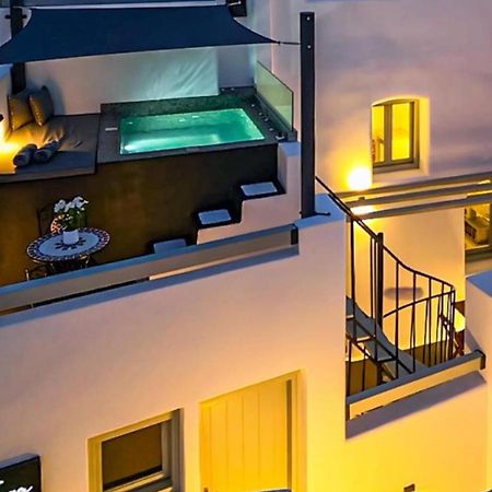 Tiara Suites Santorini 산토리니 외부 사진