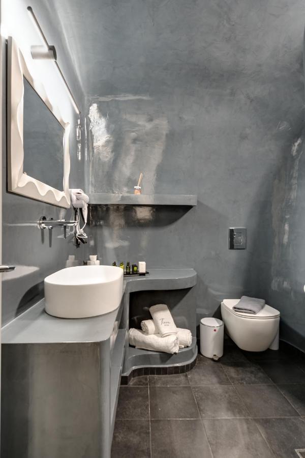 Tiara Suites Santorini 산토리니 외부 사진