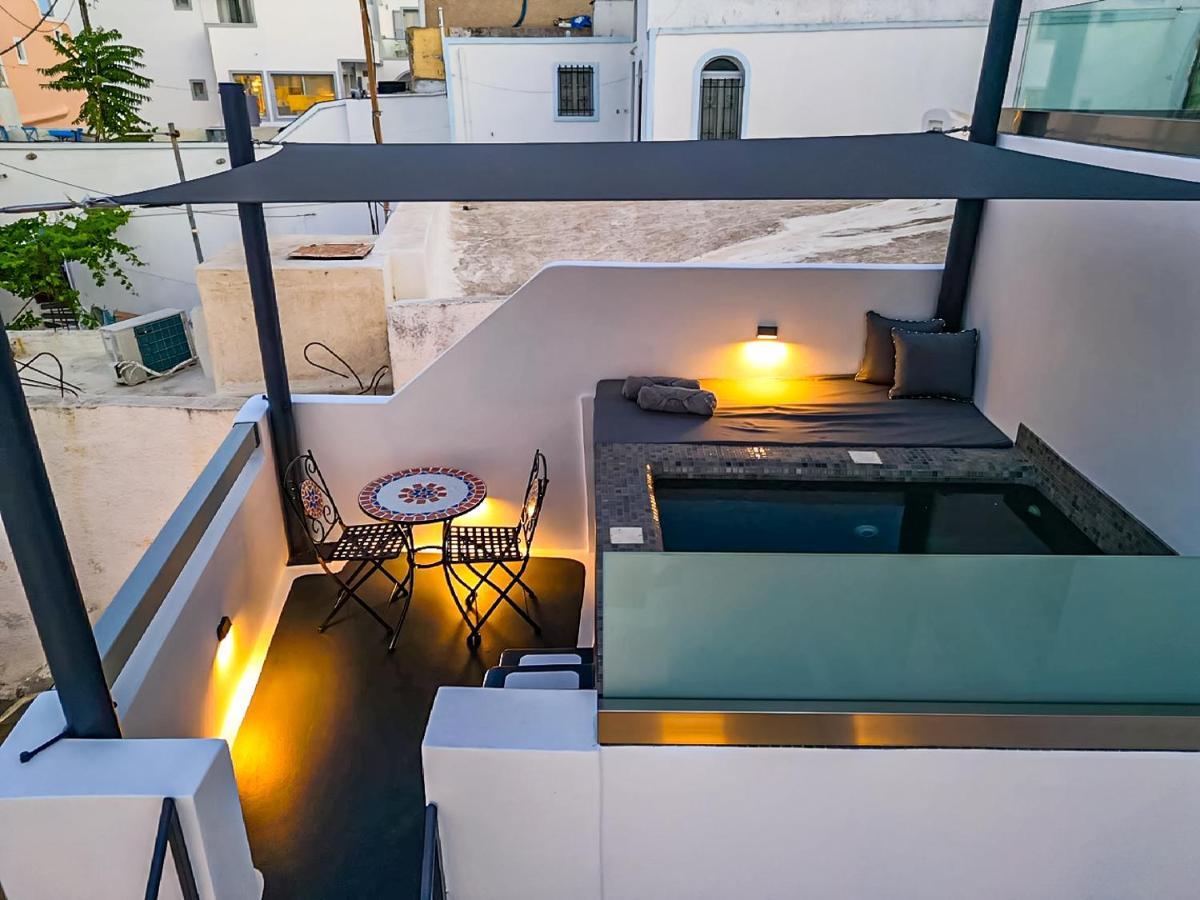 Tiara Suites Santorini 산토리니 외부 사진