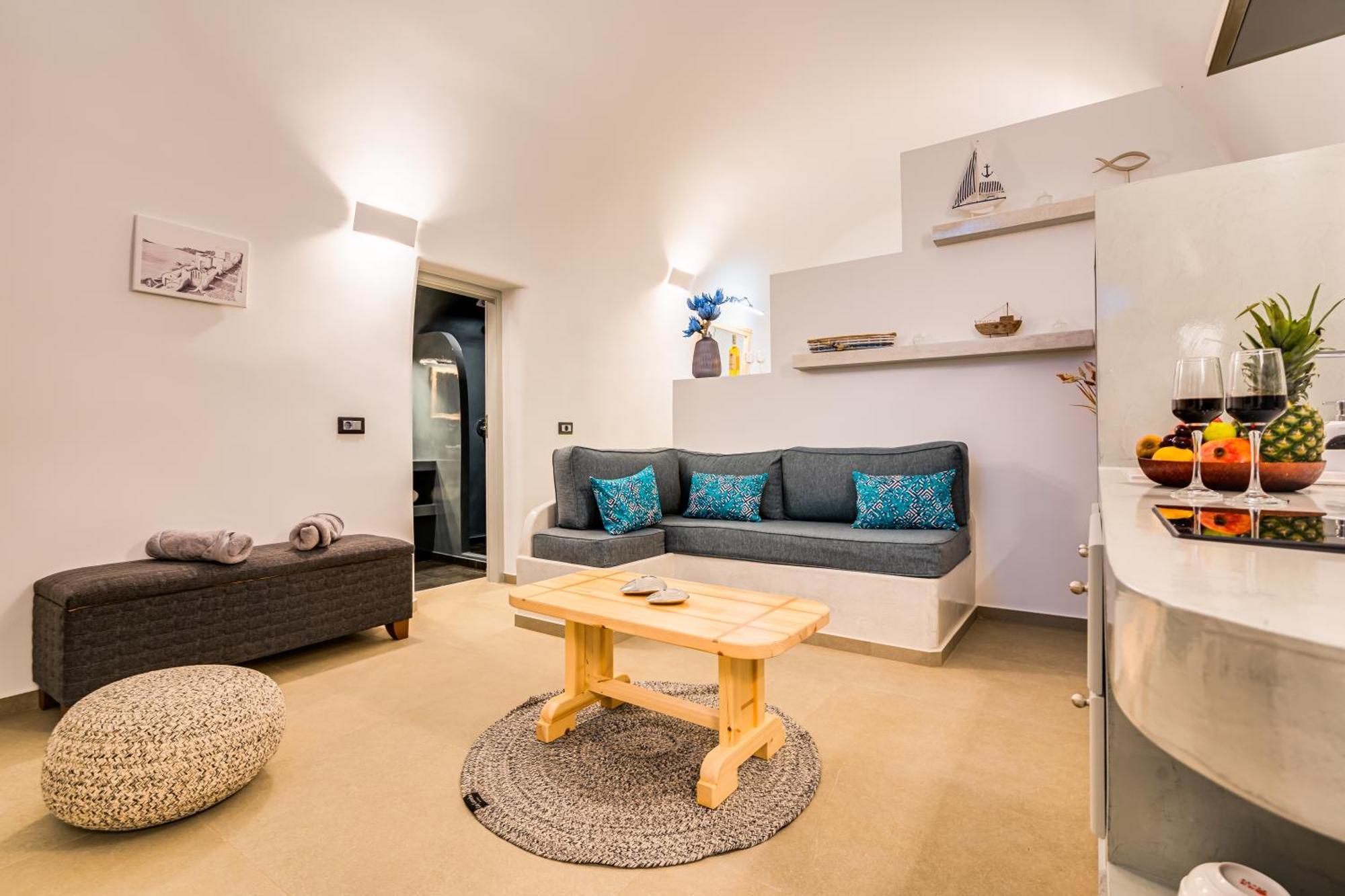 Tiara Suites Santorini 산토리니 외부 사진