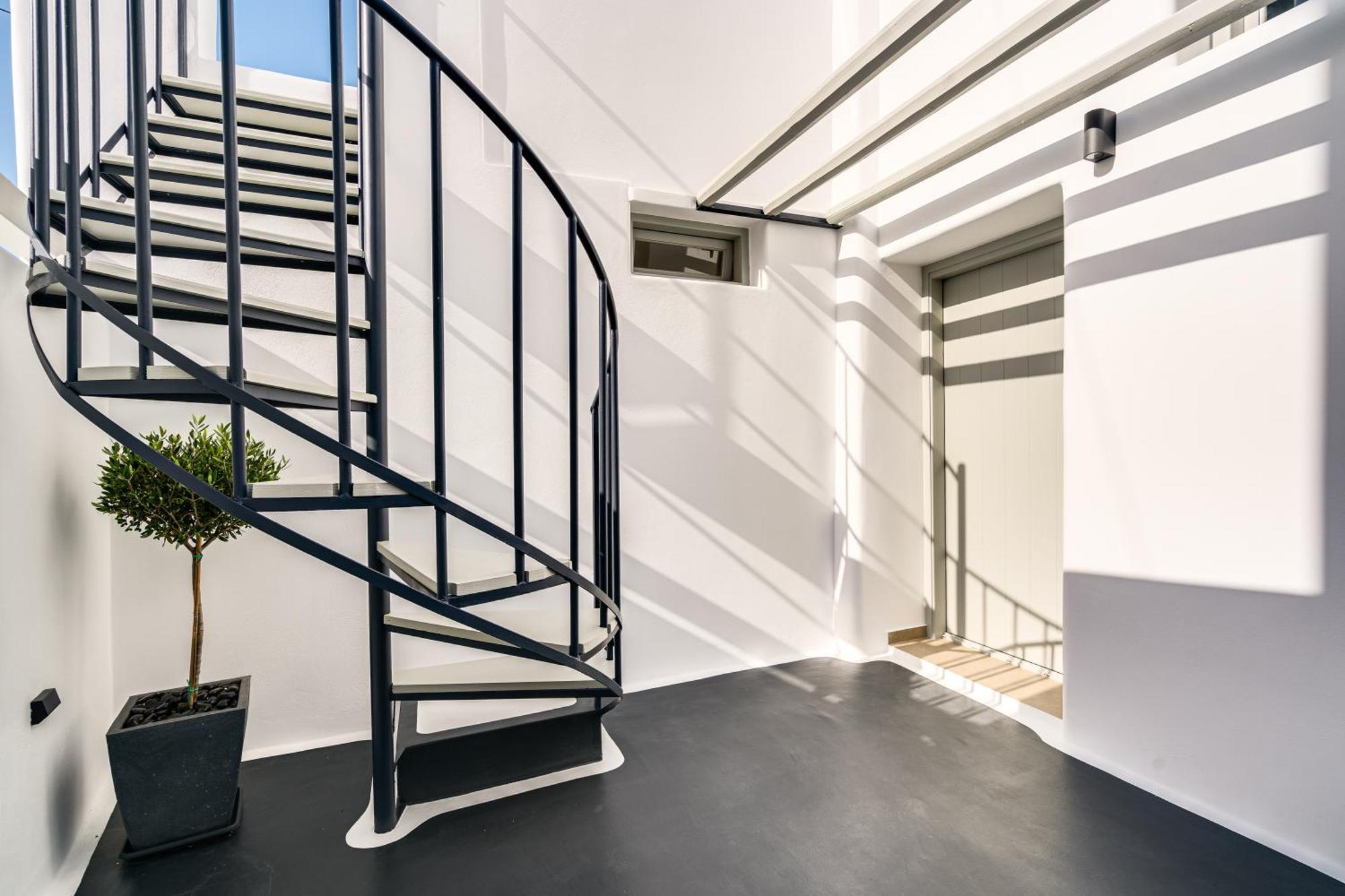 Tiara Suites Santorini 산토리니 외부 사진